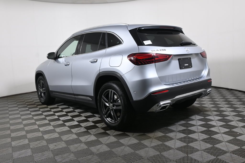 Used 2026 Cirrus Silver Metallic Mercedes-Benz GLA 250 image 5