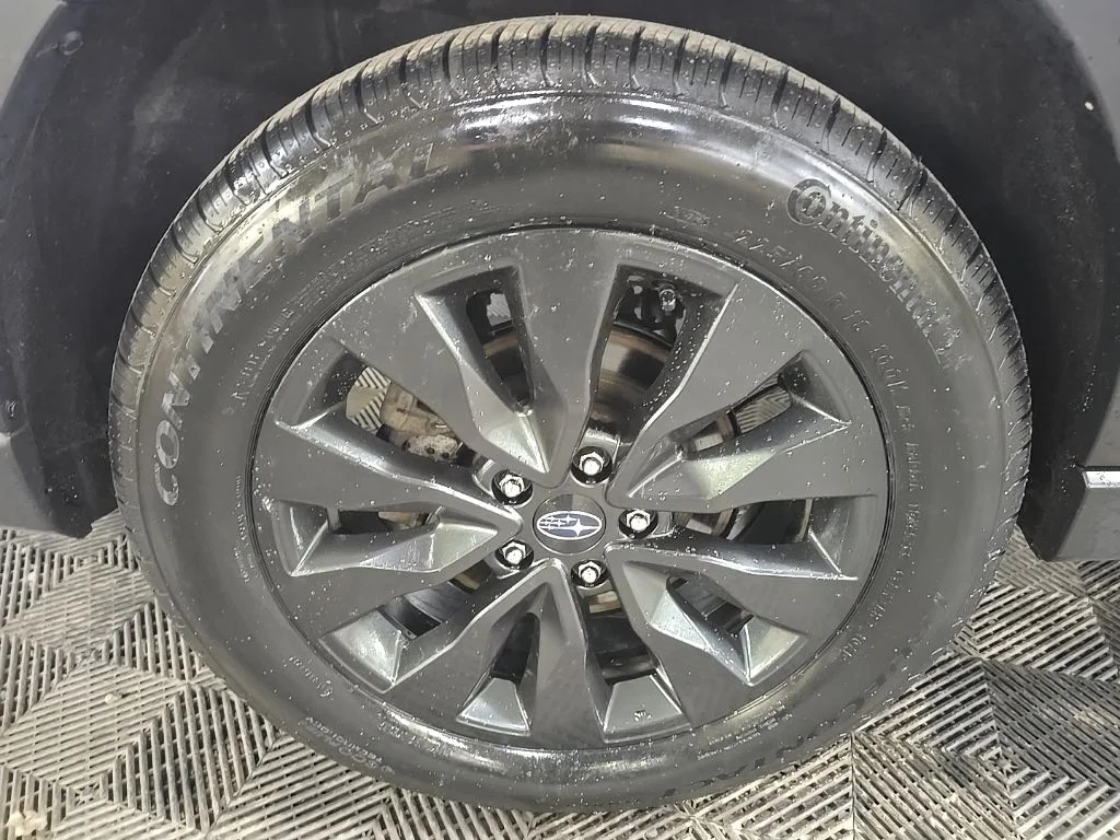 Used 2024 Silver Subaru Onyx Edition image 14