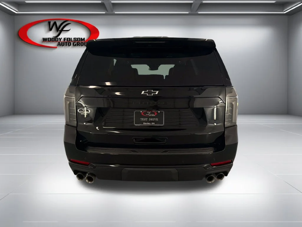 New 2027 Black Chevrolet Z71 image 7