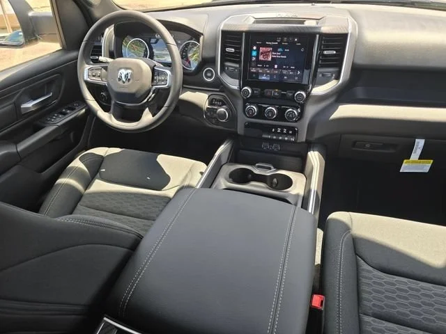 New 2026 Diamond Black Crystal Pearlcoat Ram Express image 30