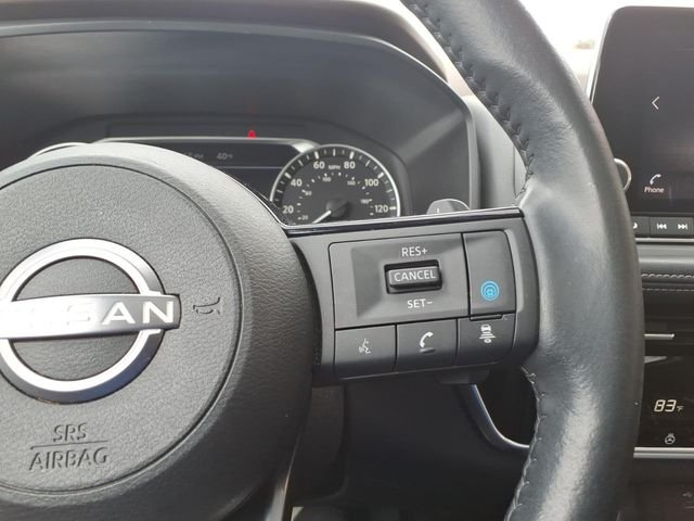 Used 2023 Gold Nissan SL image 23