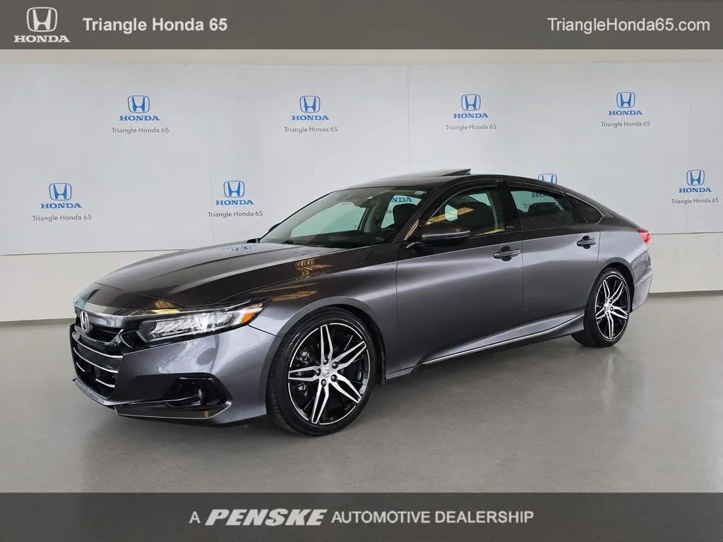 2022 Honda Accord 2.0T Touring Auto's photo