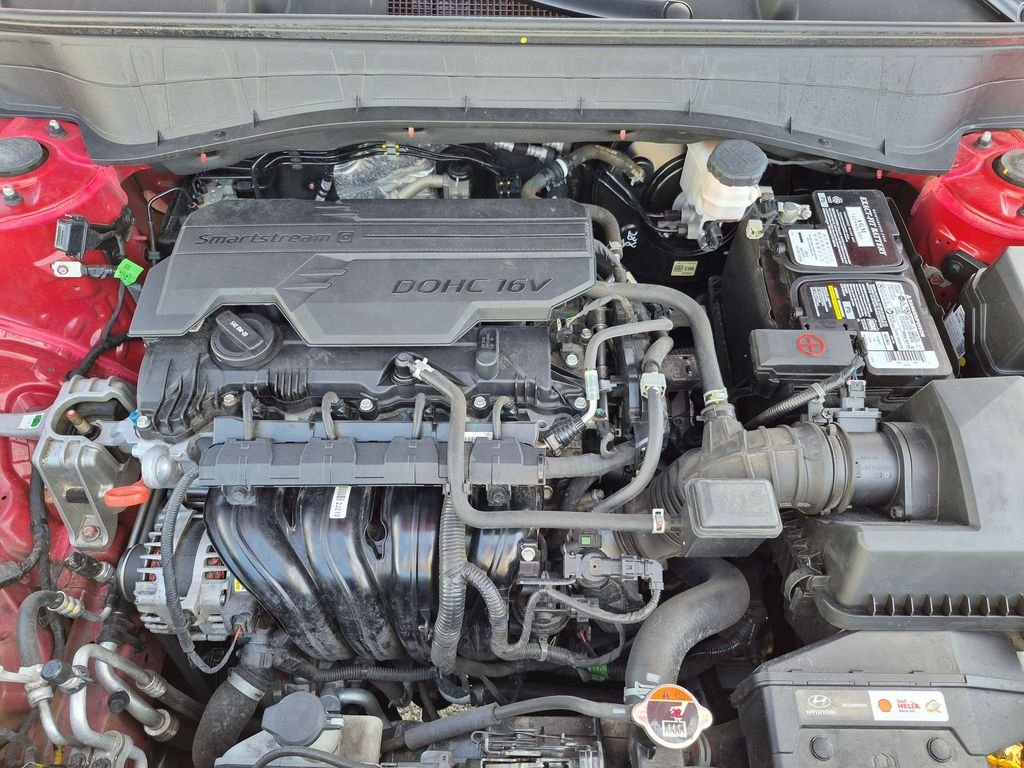 Used 2024 Red Hyundai SE image 10