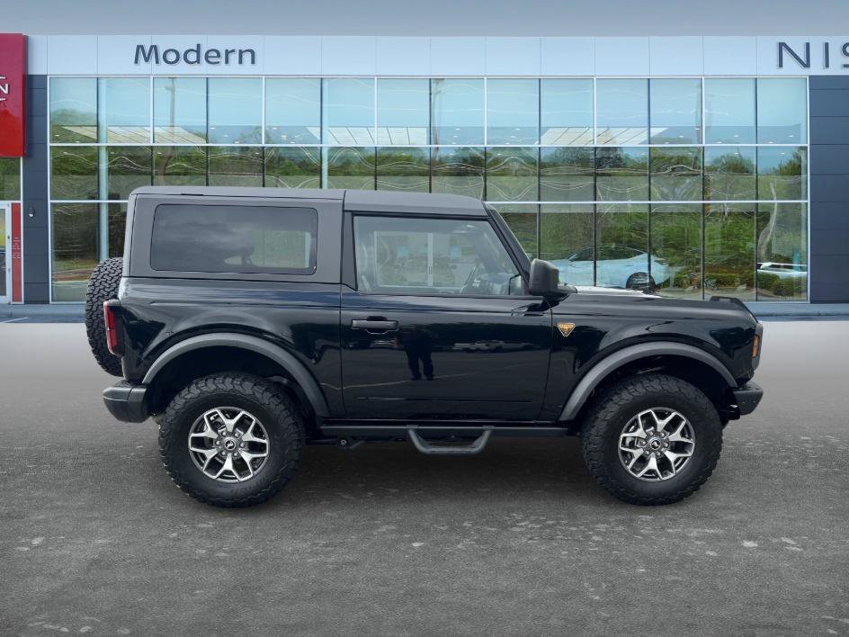 Used 2025 Shadow Black Ford Badlands image 4