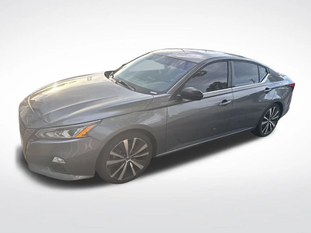 Used 2019 Gray Nissan 2.5 SR image 3