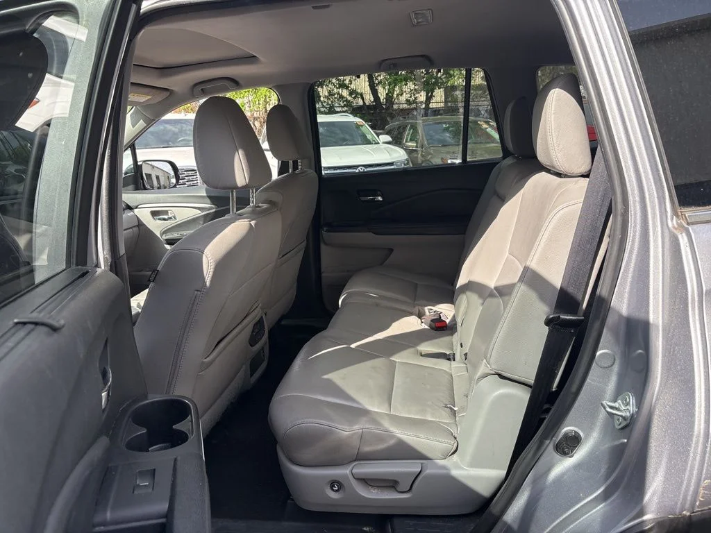 Used 2022 Gray Honda Special Edition image 21