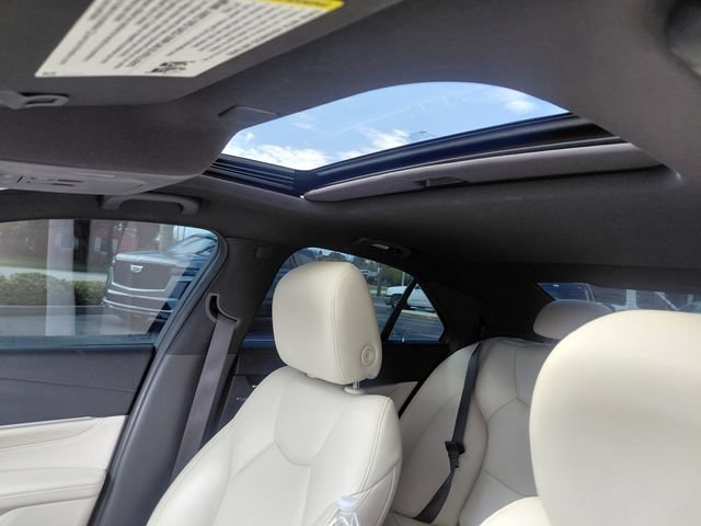 Used 2021 DARK MOON BLUE METALLIC Cadillac Luxury image 19