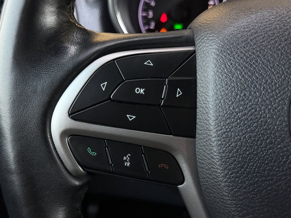 Used 2019 Red Jeep Limited image 32