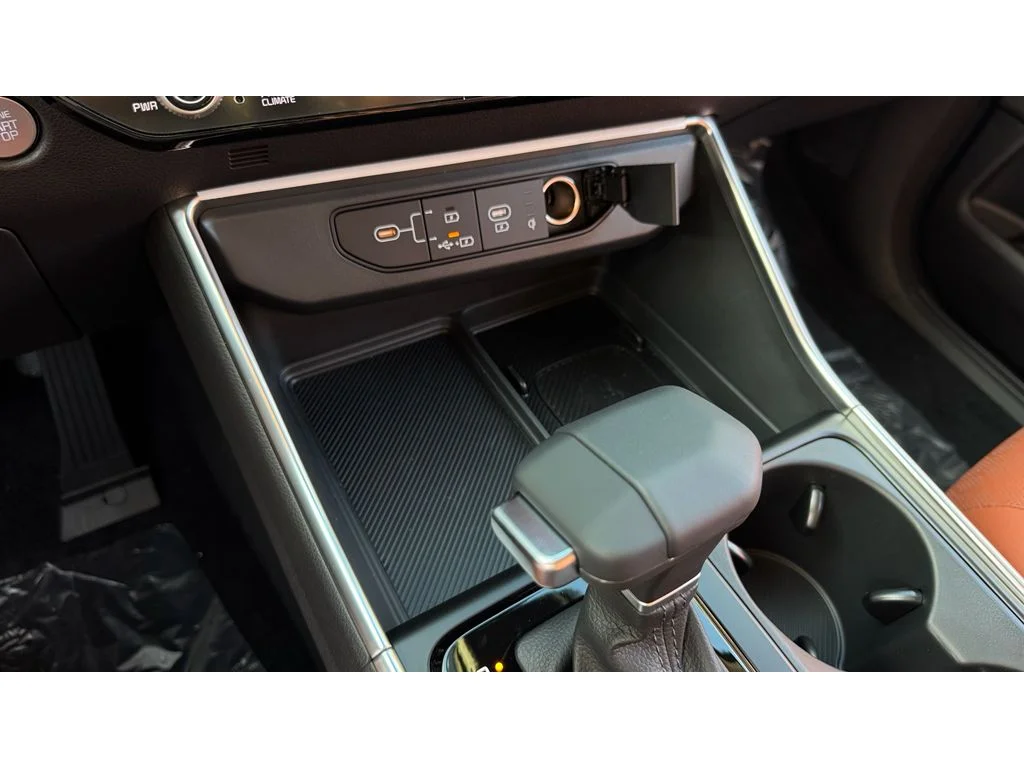 New 2026 Blk Kia EX image 21