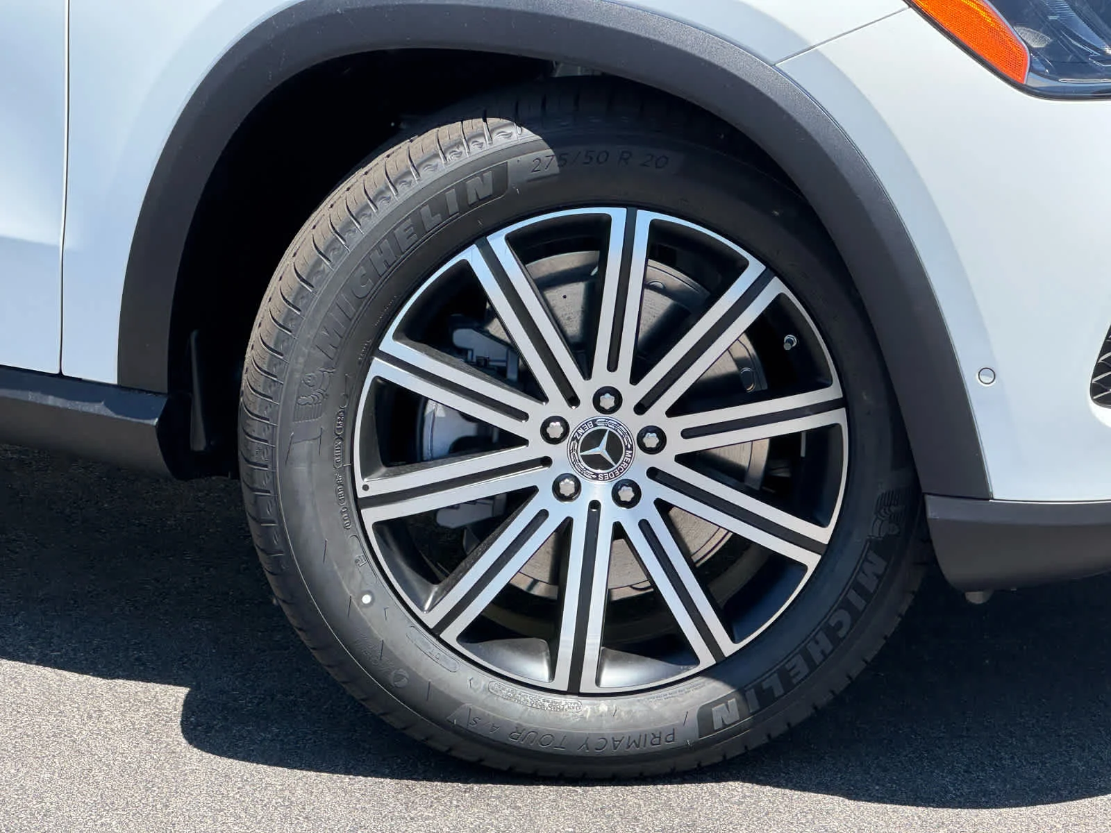 New 2026 Polar White Mercedes-Benz GLE 350 image 2