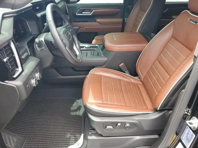 Used 2026 Onyx Black GMC Denali Ultimate image 5