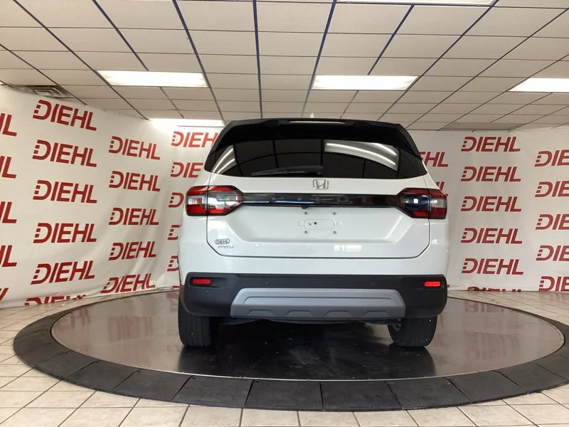 Used 2024  Honda EX-L image 6