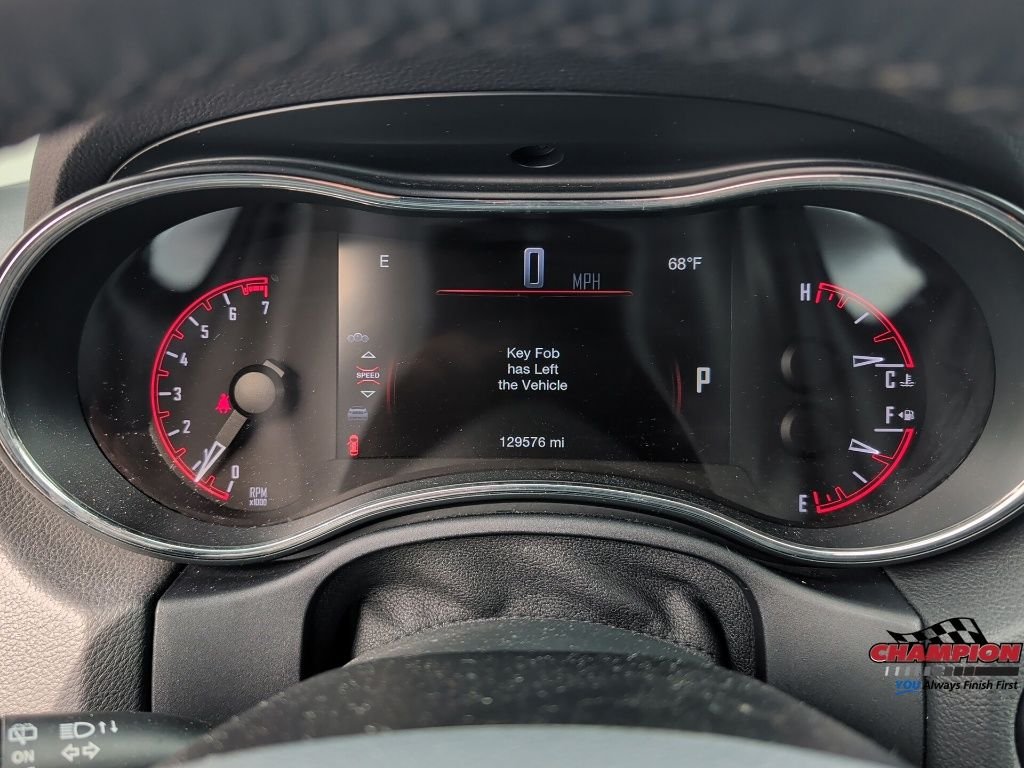 Used 2017 White Dodge SXT image 26