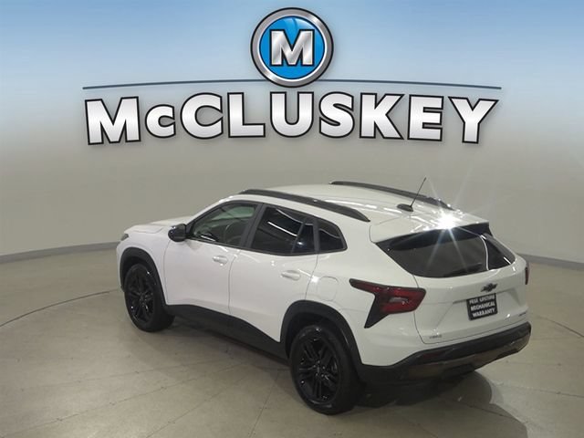 Certified Used 2024 Summit White Chevrolet ACTIV image 21