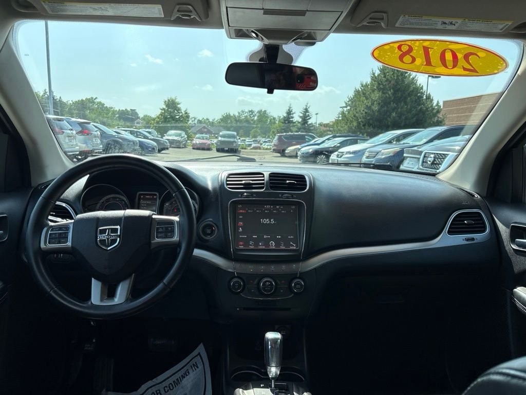 Used 2018 Silver Dodge Crossroad image 14