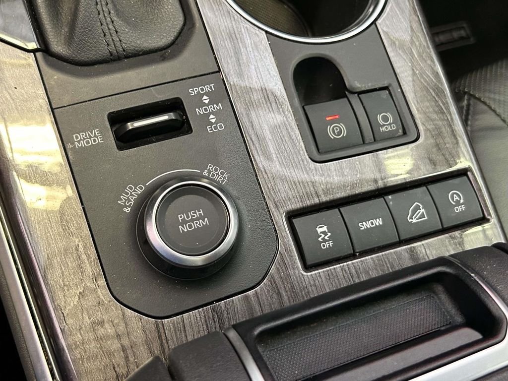 Used 2021 Red Toyota Platinum image 22