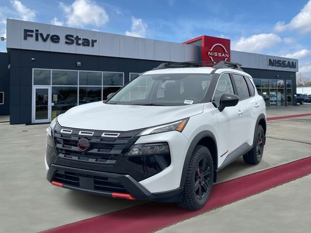 New 2026 Everest White Pearl TriCoat Nissan Rock Creek® image 3