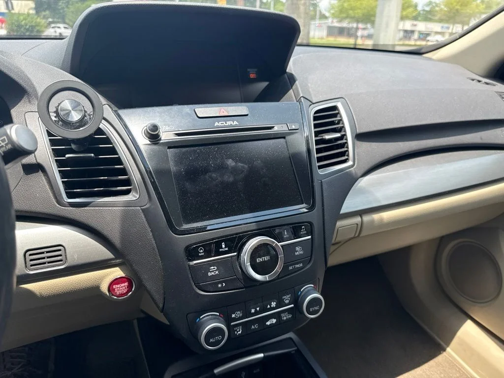 Certified Used 2017  Acura Advance Package image 5