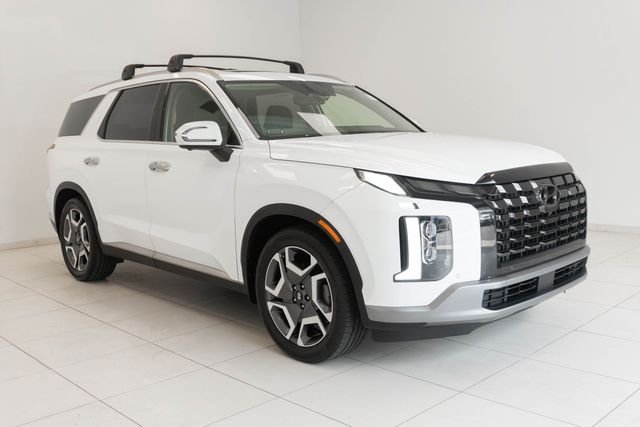 Used 2023 White Hyundai Limited image 8