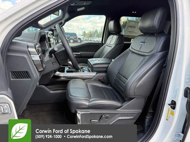 New 2025 Star White Metallic Tri-Coat Ford Platinum image 2
