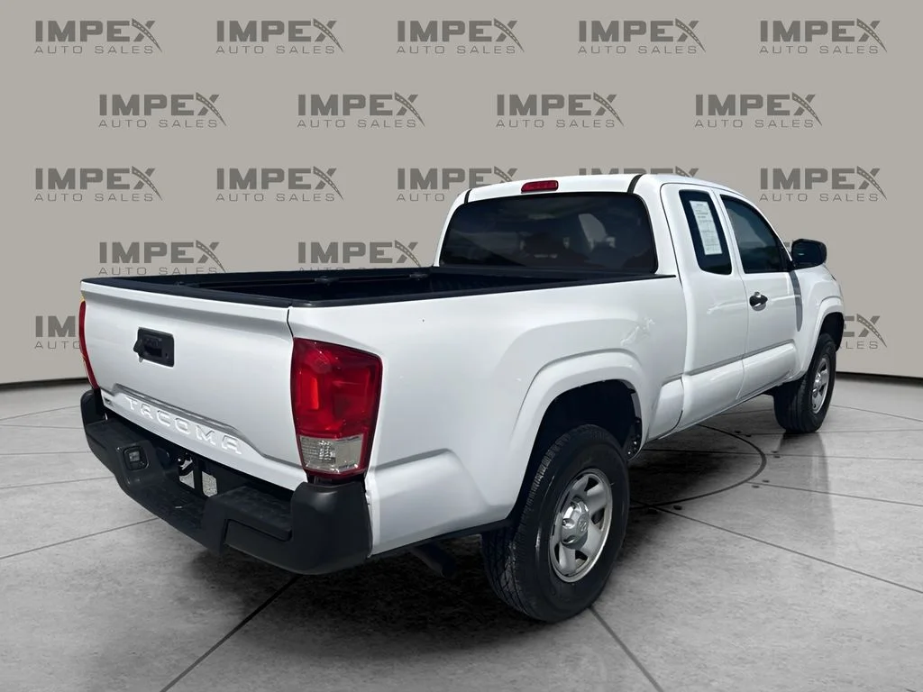 Used 2019 White Toyota SR image 5