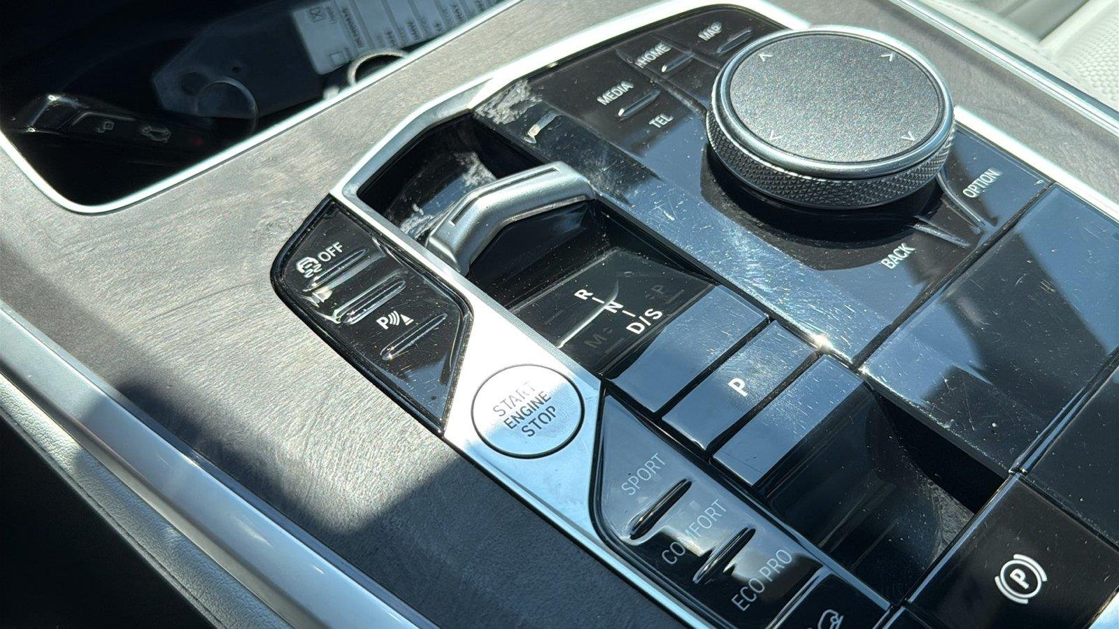 Used 2024 Brooklyn Grey Metallic BMW xDrive40i image 18