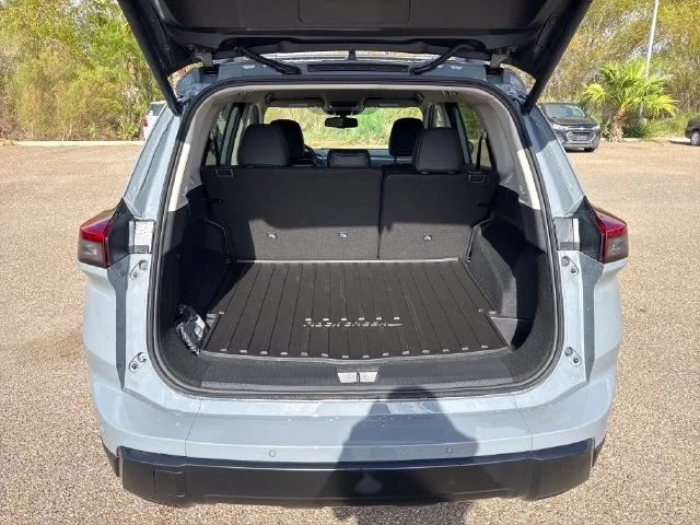 New 2026 Boulder Gray Pearl Nissan Rock Creek® image 18