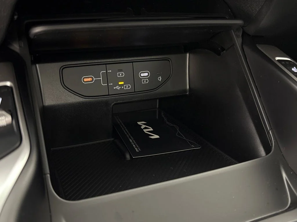 New 2026 Snow White Pearl Kia EX image 43
