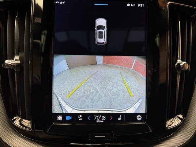 2022 Volvo XC60 R-Design - Photo 21