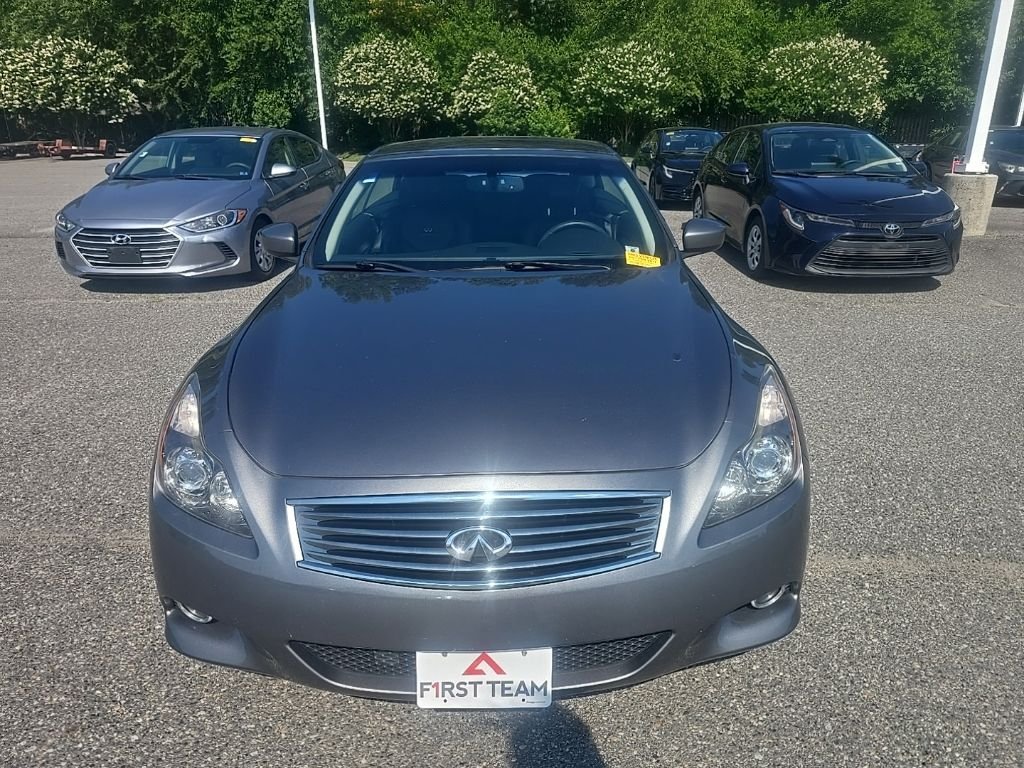 Used 2014 Gray INFINITI Base image 2