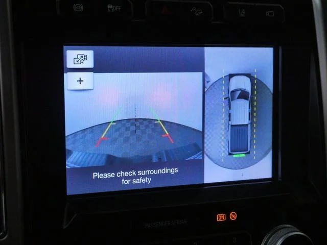 Used 2019 Black Ford Platinum image 33