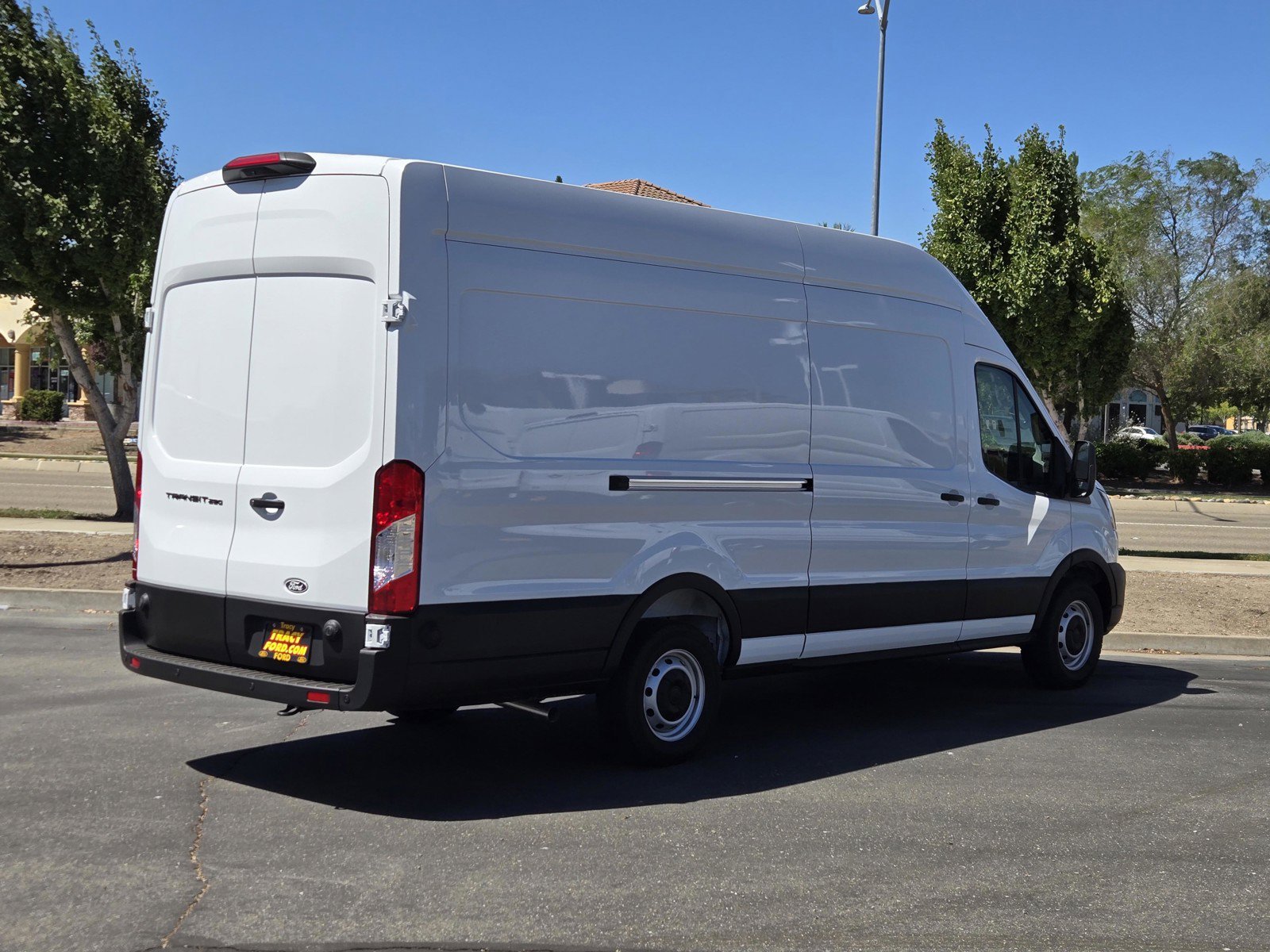 New 2026 Oxford White Ford Cargo Van image 6