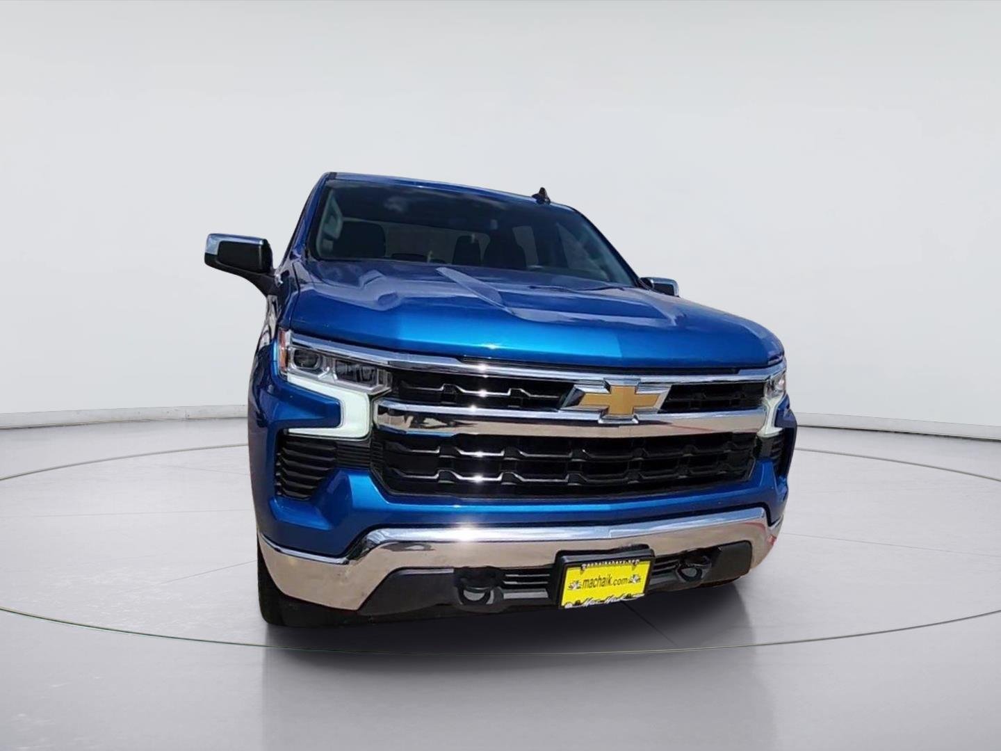 2022 Chevrolet Silverado 1500 LT - 2
