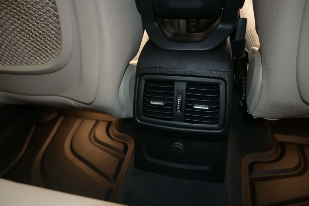 Used 2017 Dark Olive Metallic BMW xDrive28i image 12