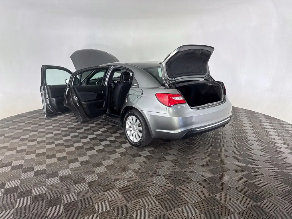 Used 2012 Gray Chrysler Touring image 18