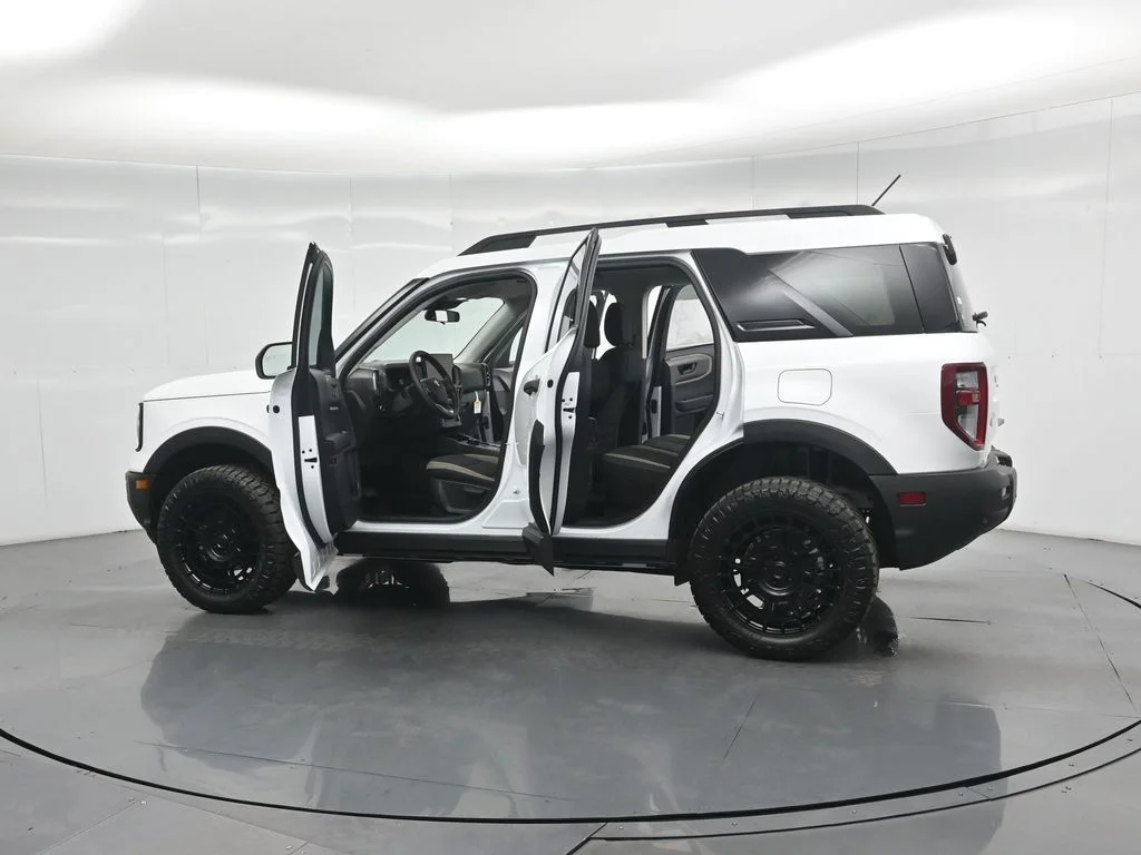 New 2026 Oxford White Ford Big Bend image 32