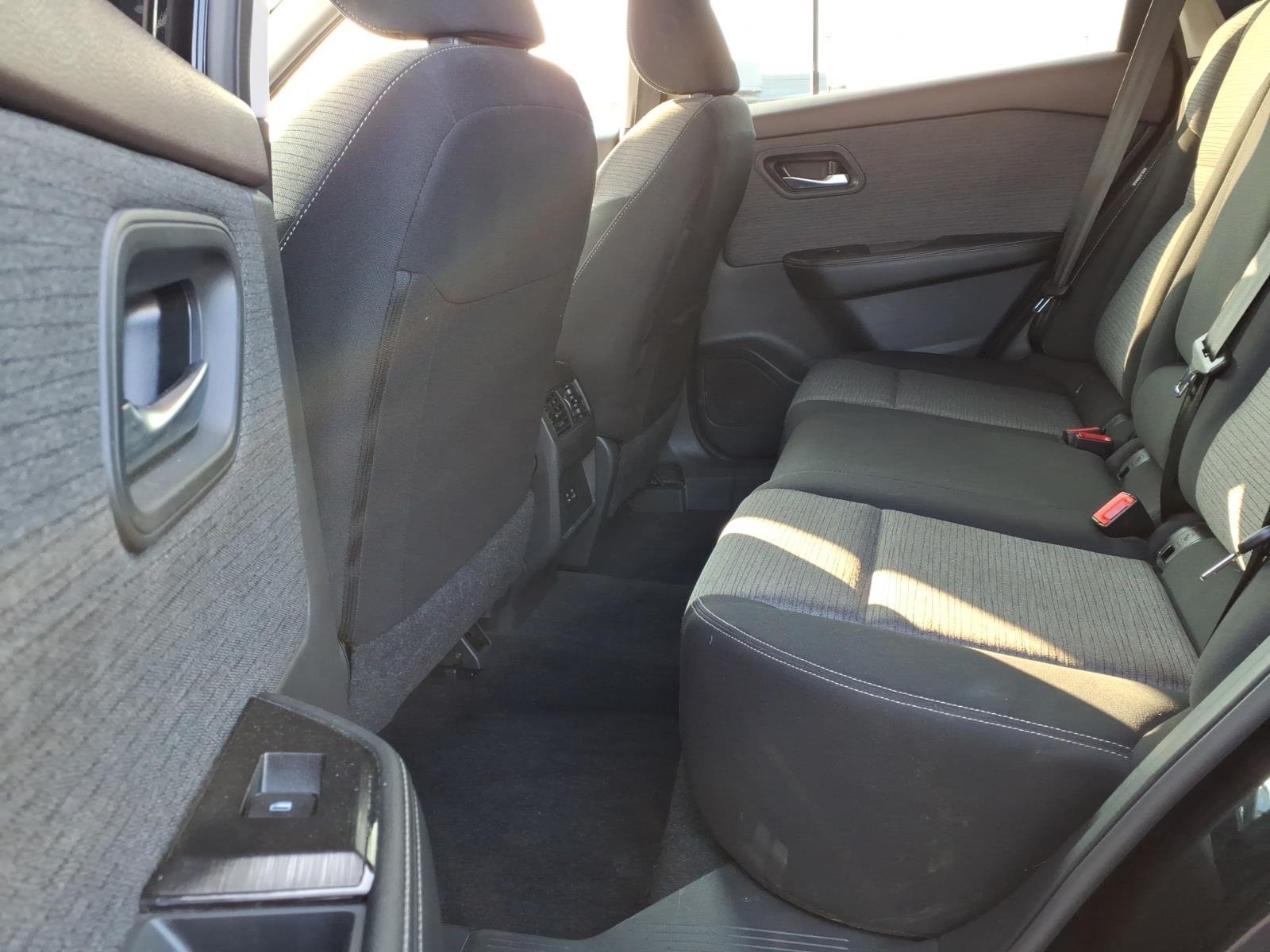 Used 2023 Super Black Nissan SV image 5