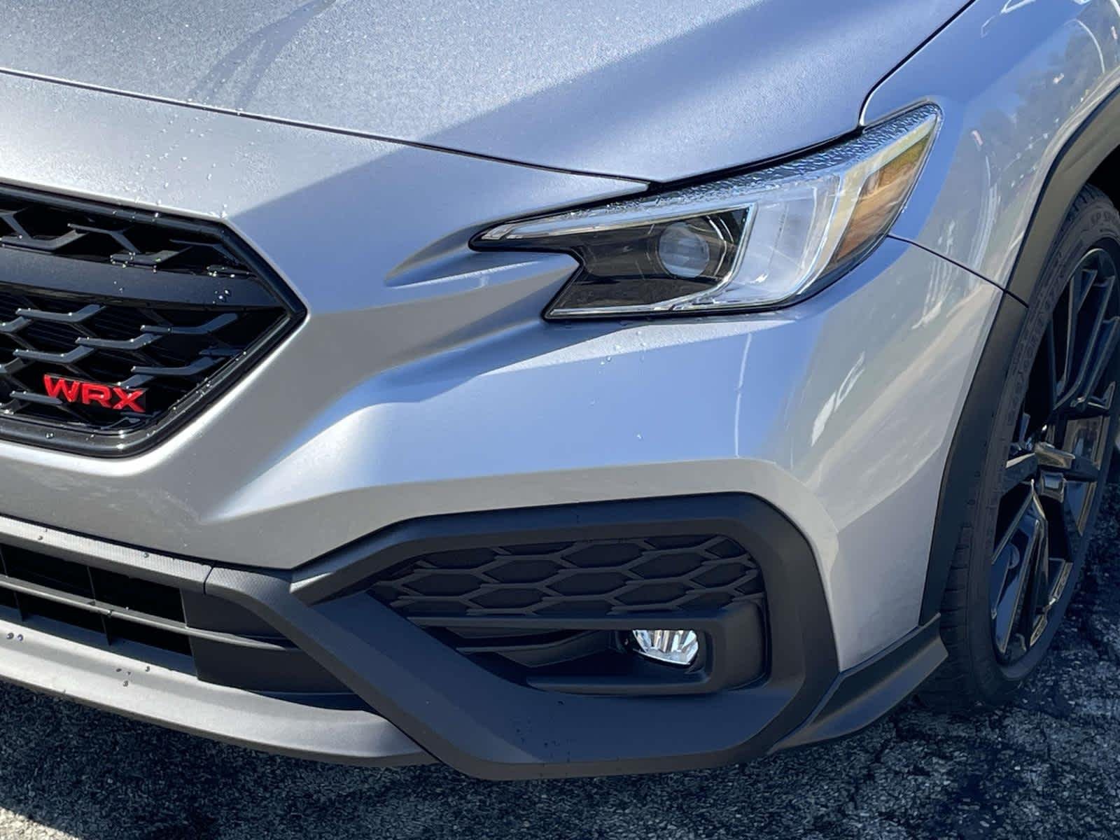 New 2026 Ice Silver Metallic Subaru Limited image 13