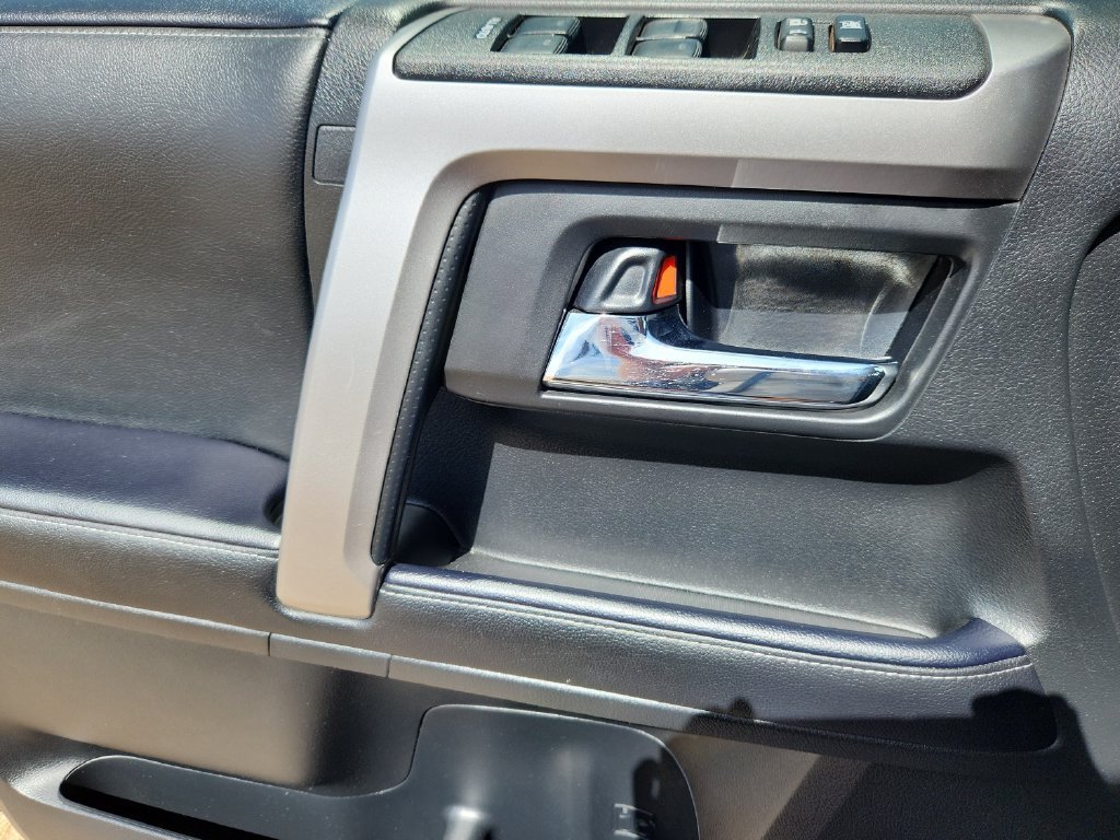 2024 Toyota 4Runner SR5 Premium - Photo 8