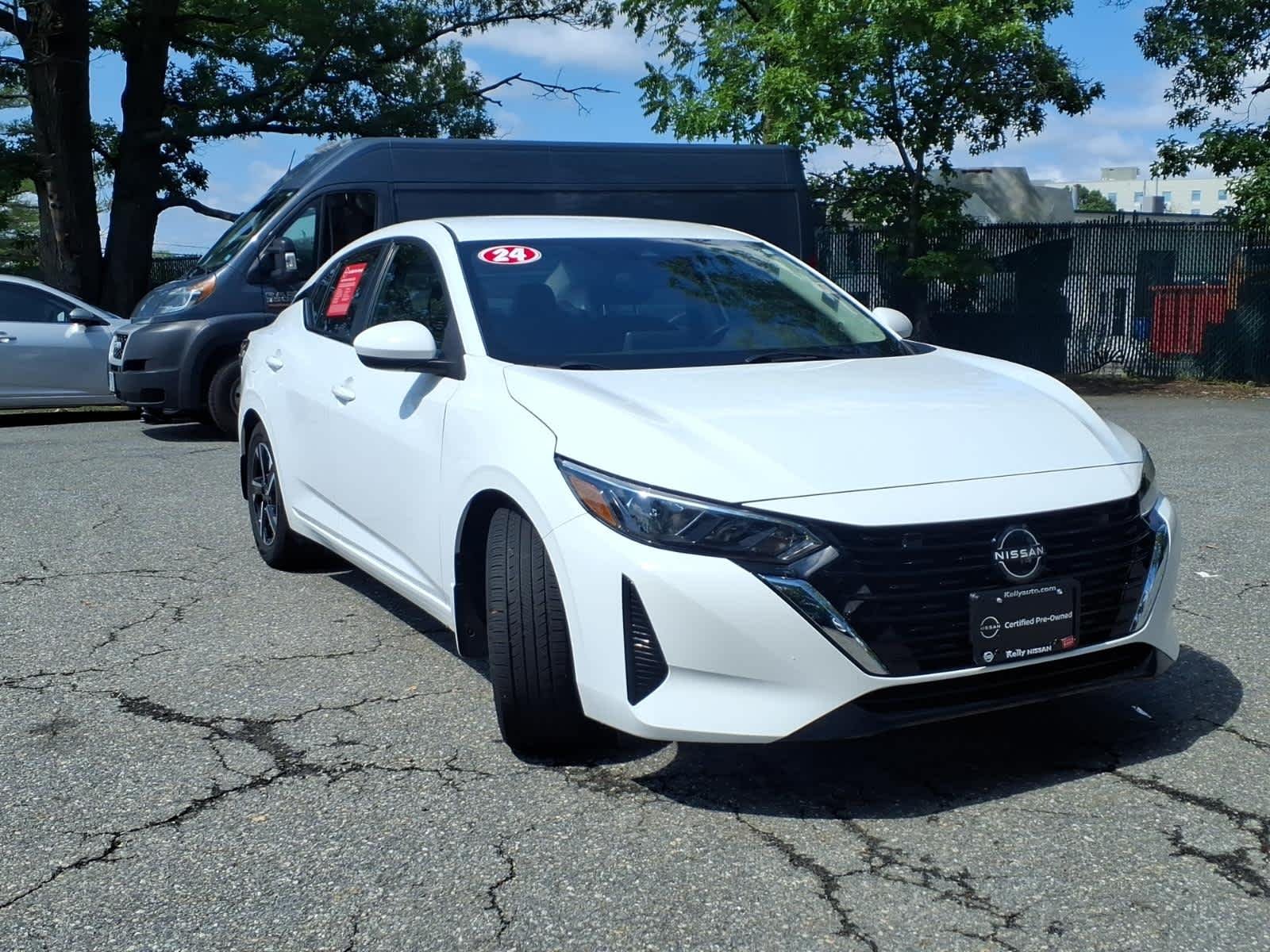 Certified Used 2024 Fresh Powder Nissan SV image 3
