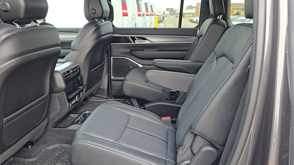 2026 Jeep Grand Wagoneer Limited Altitude - Photo 19