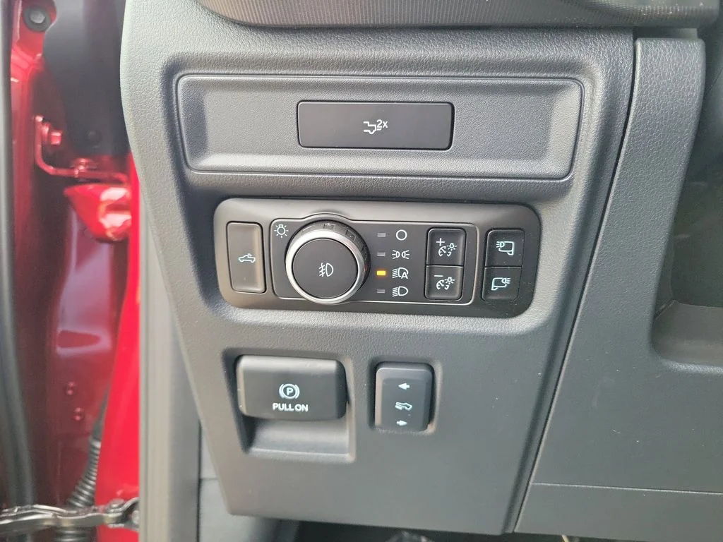 New 2026 Ruby Red Metallic Tinted Clearcoat Ford Lariat® image 11