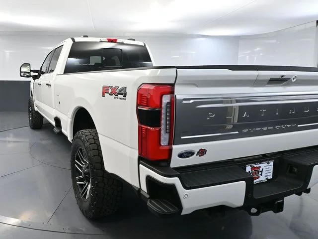 2024 Ford F-350 Super Duty Platinum - Photo 9