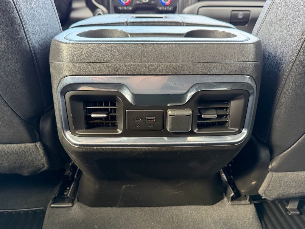 Used 2022 White GMC AT4 image 29