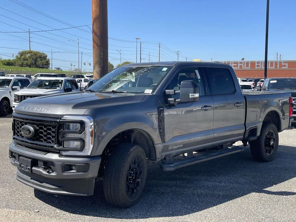 New 2026 Gray Ford Lariat image 7