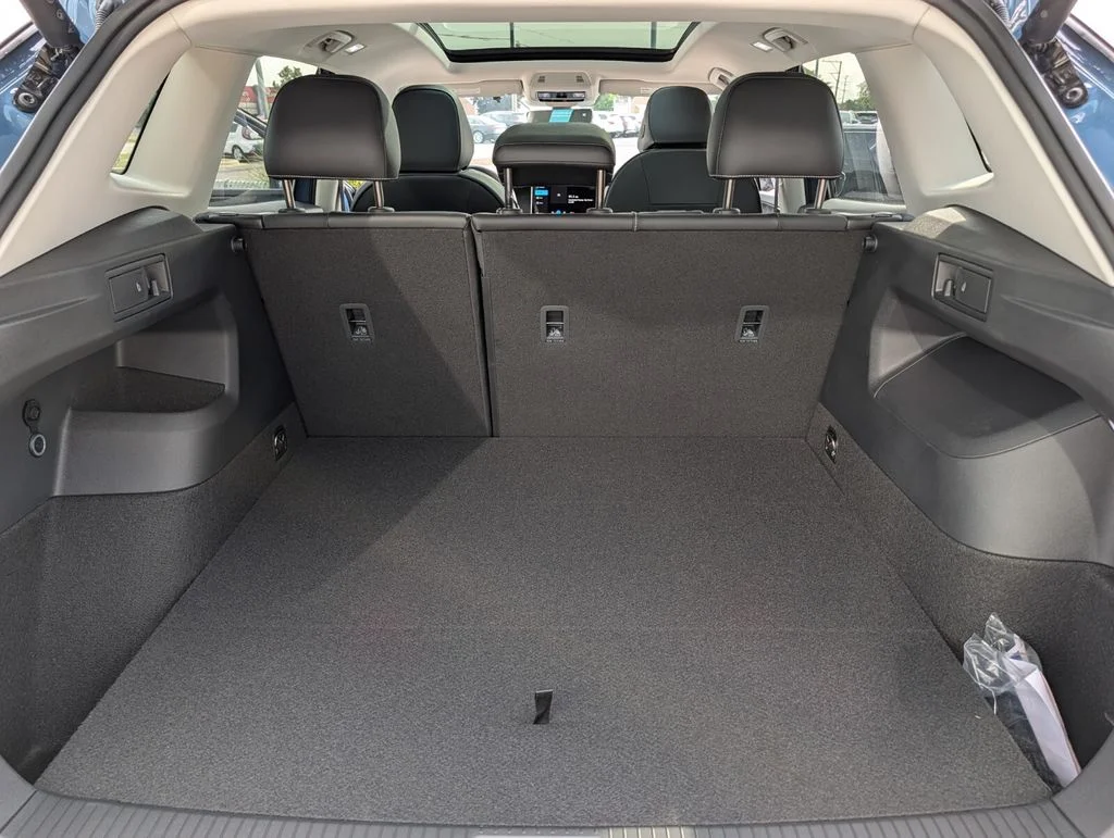New 2026 Blue Volkswagen 2.0T SE image 15