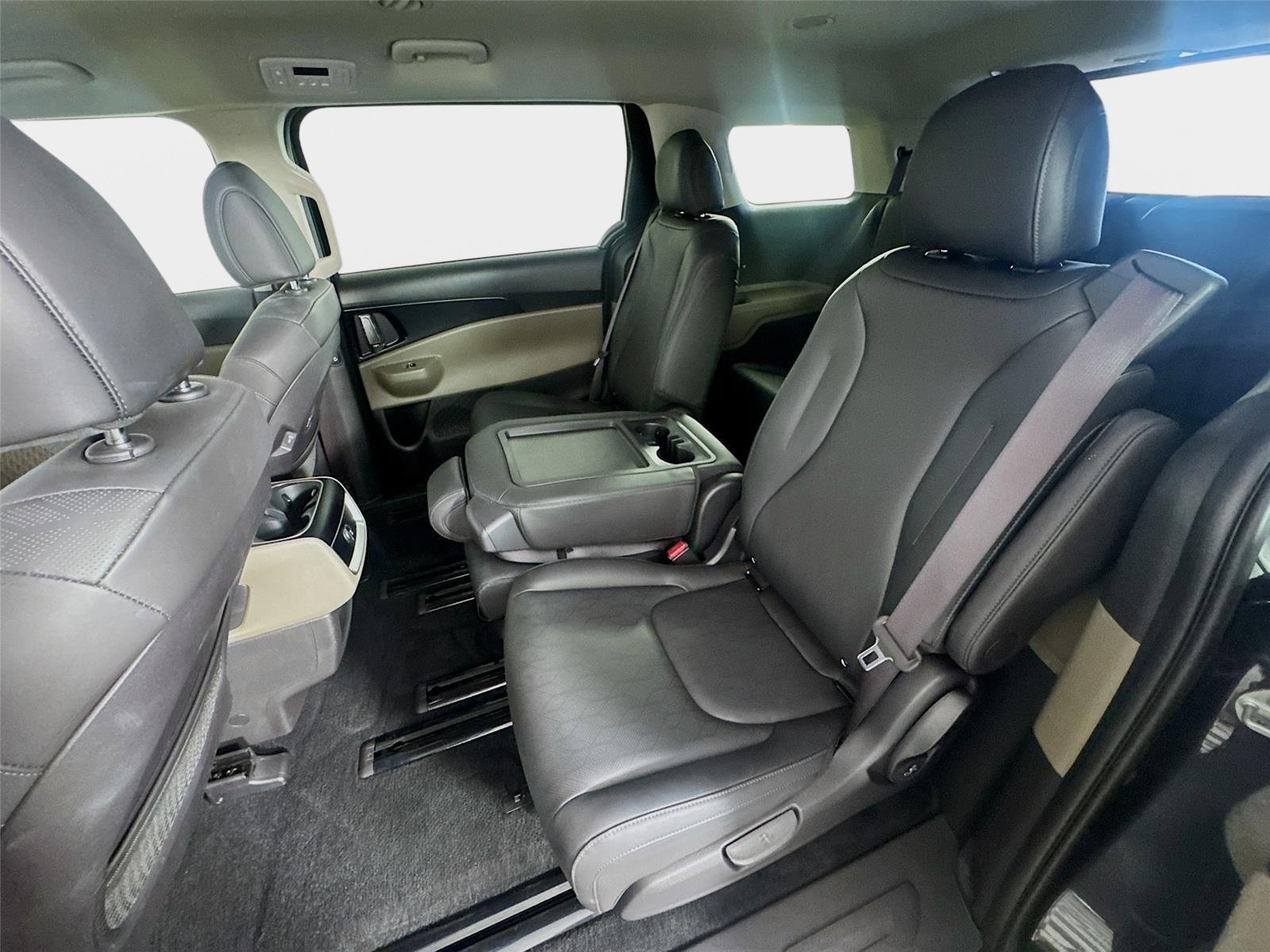 Used 2025 Panthera Metal Kia LXS image 22