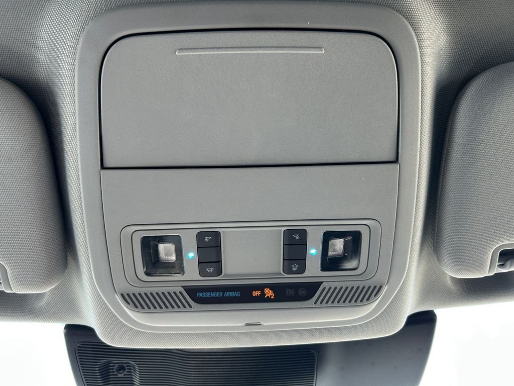 Used 2023 Silver Ford XLT image 29