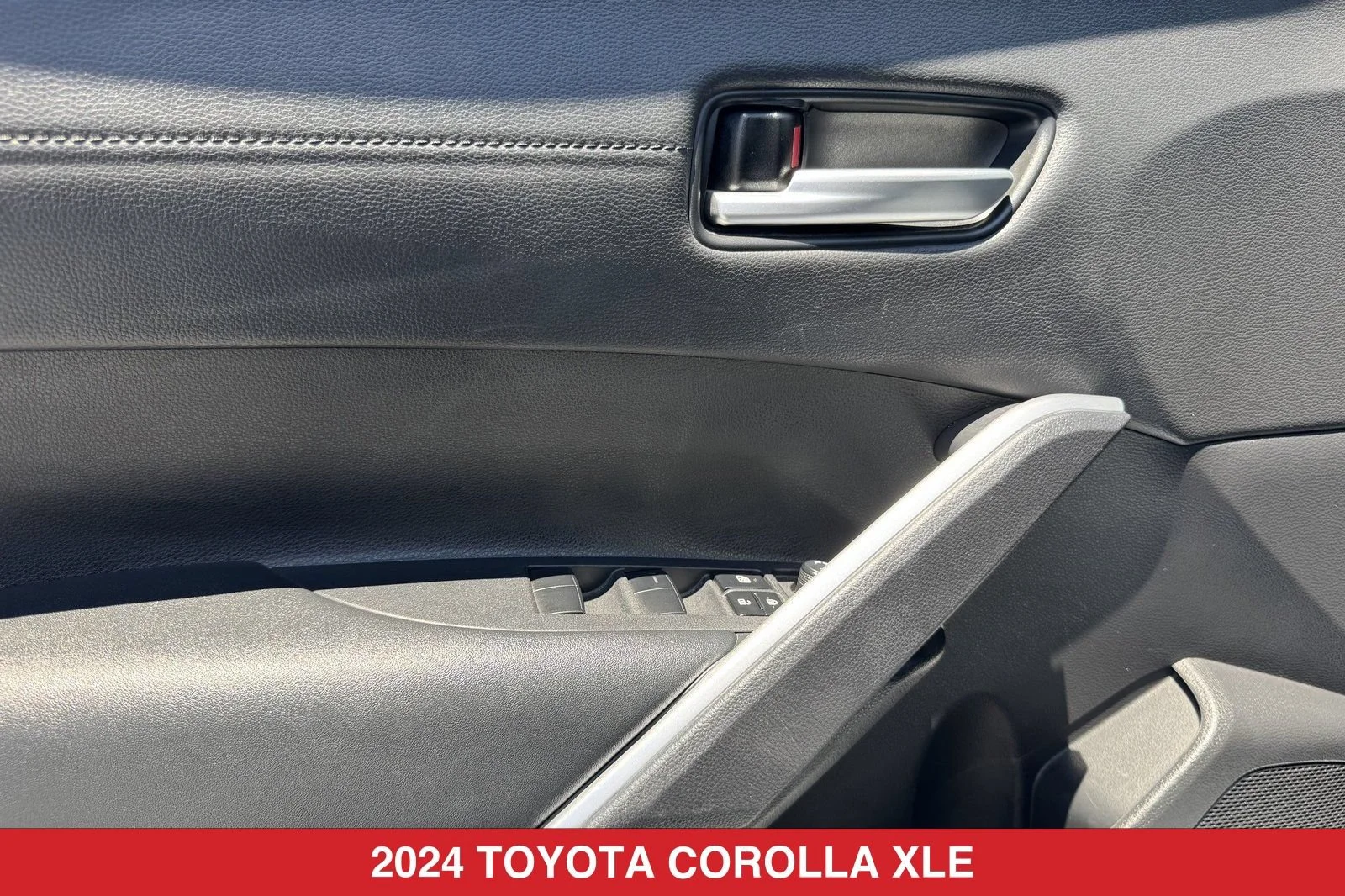 Used 2024 CELESTITE GRAY METALLIC Toyota XLE image 12