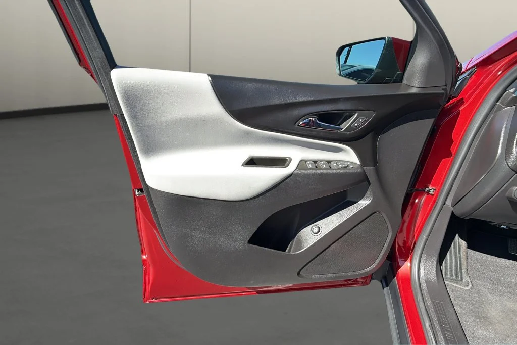 Used 2024 Radiant Red Tintcoat Chevrolet LT image 14